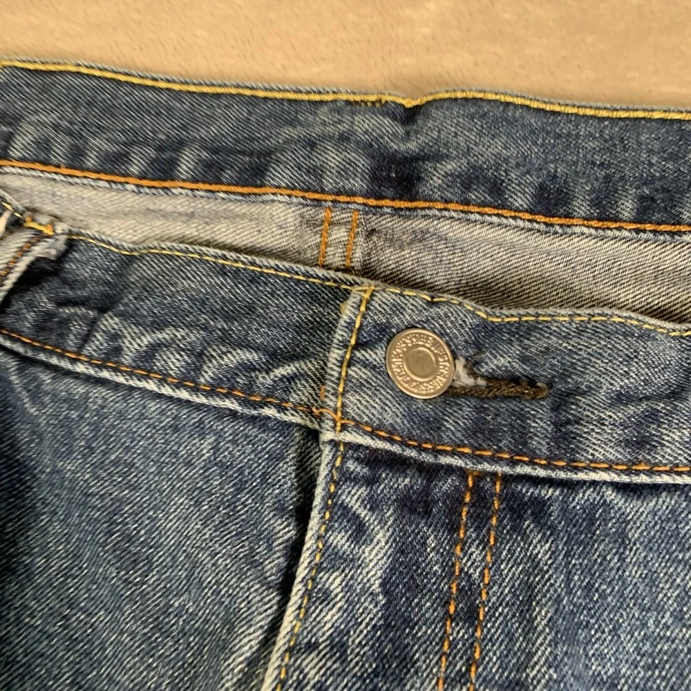 Levis 501 Mens Jeans 42x30 Blue‎ Denim Straight Leg Button Fly Classic Red Tab